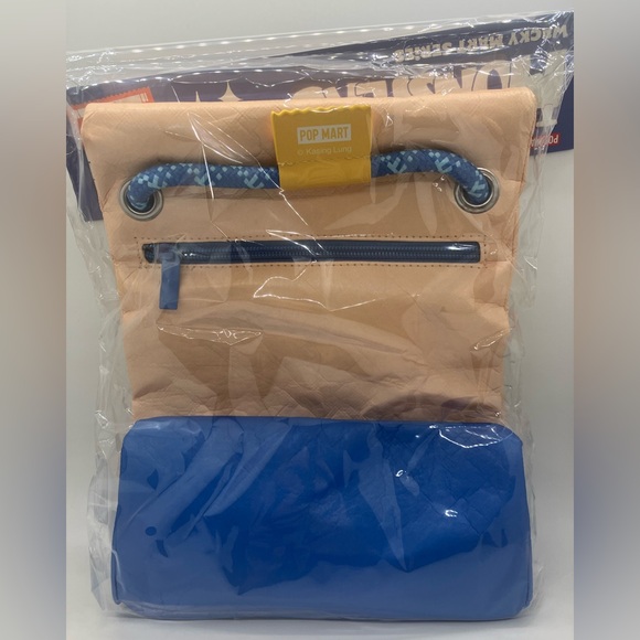 Pop Mart Labubu The Monsters Wacky Mart Series Messenger Bag Authentic - Picture 8 of 11